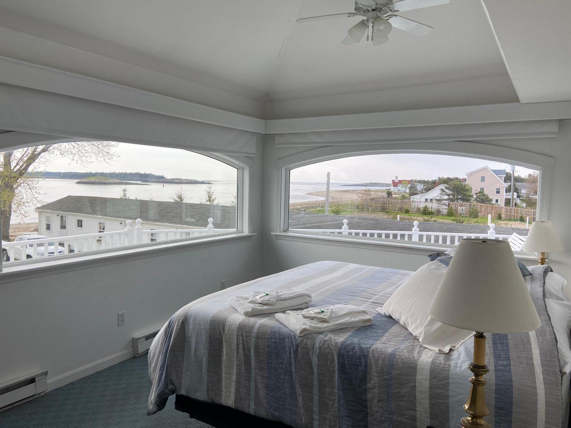 Spinneys Guesthouse & Beach Cottages Phippsburg Екстериор снимка