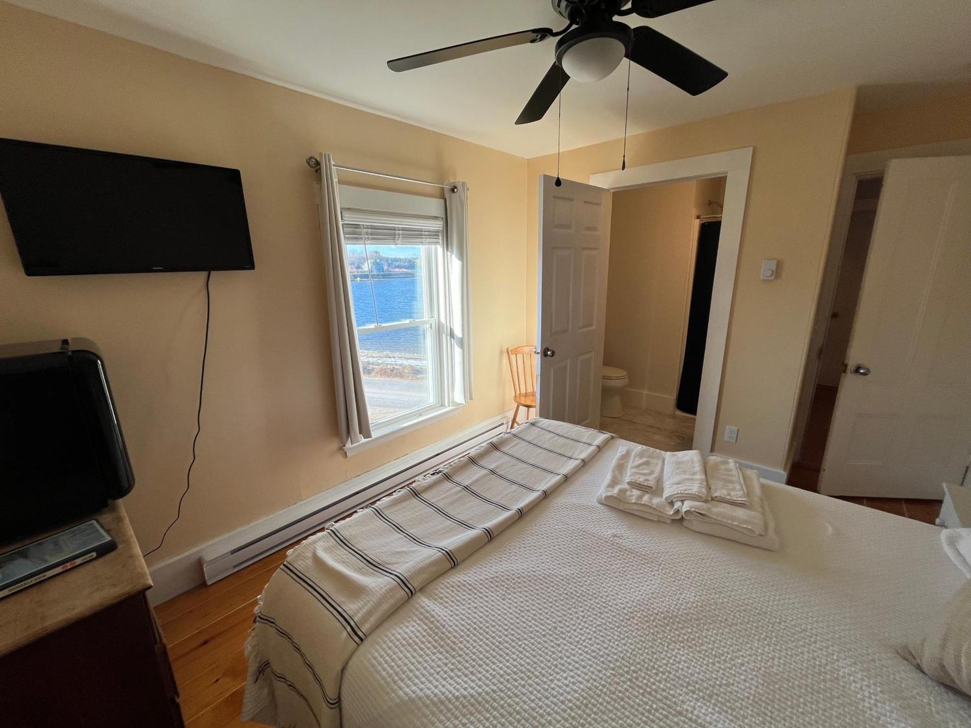Spinneys Guesthouse & Beach Cottages Phippsburg Екстериор снимка